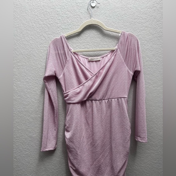 PinkBlush Pink Metallic Off Shoulder Long Sleeve Wrap Maternity Photoshoot Gown - Picture 3 of 8